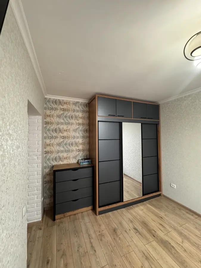 1 xonali kvartira − 30 m², 4/5 qavat