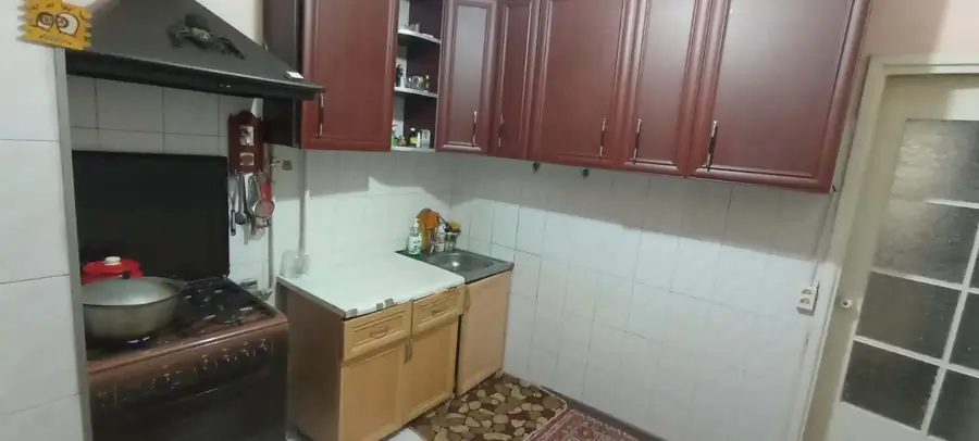 2 xonali kvartira sotiladi − 57 m²