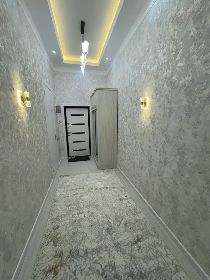 2 xonali kvartira sotiladi − 53 m²