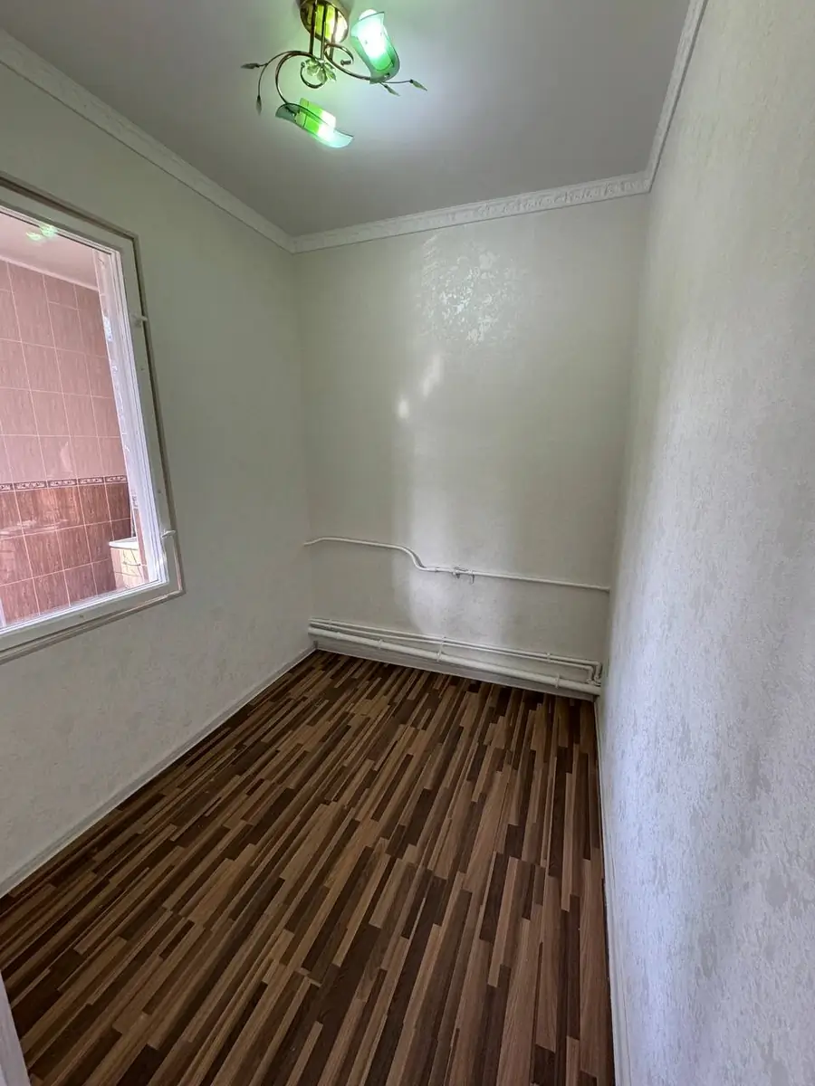 1 xonali kvartira sotiladi − 38 m²