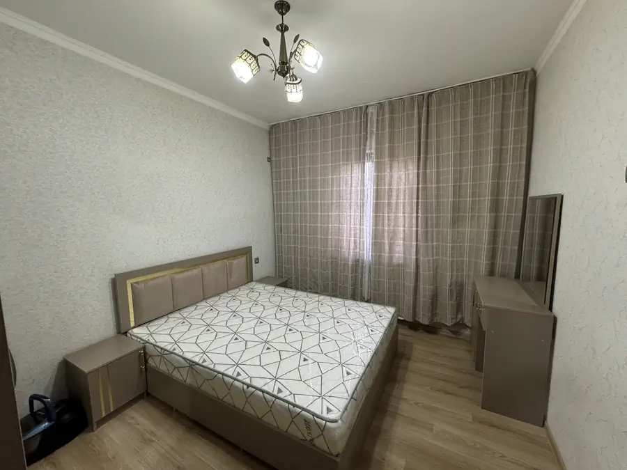 Продается 2-комнатная квартира − 63 м²
