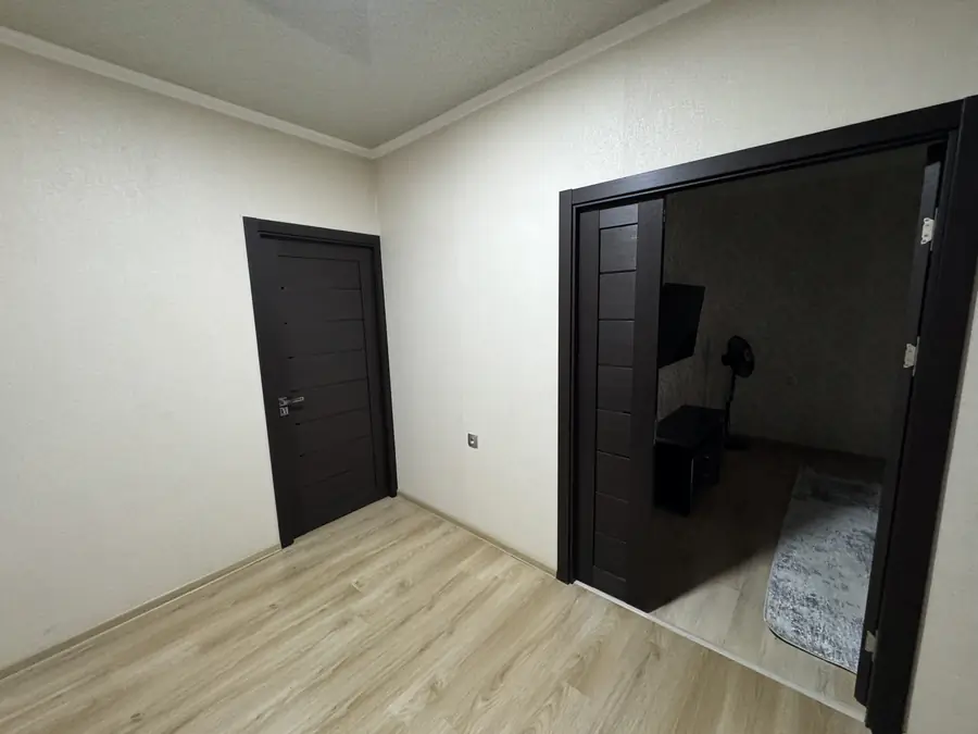 Продается 2-комнатная квартира − 63 м²