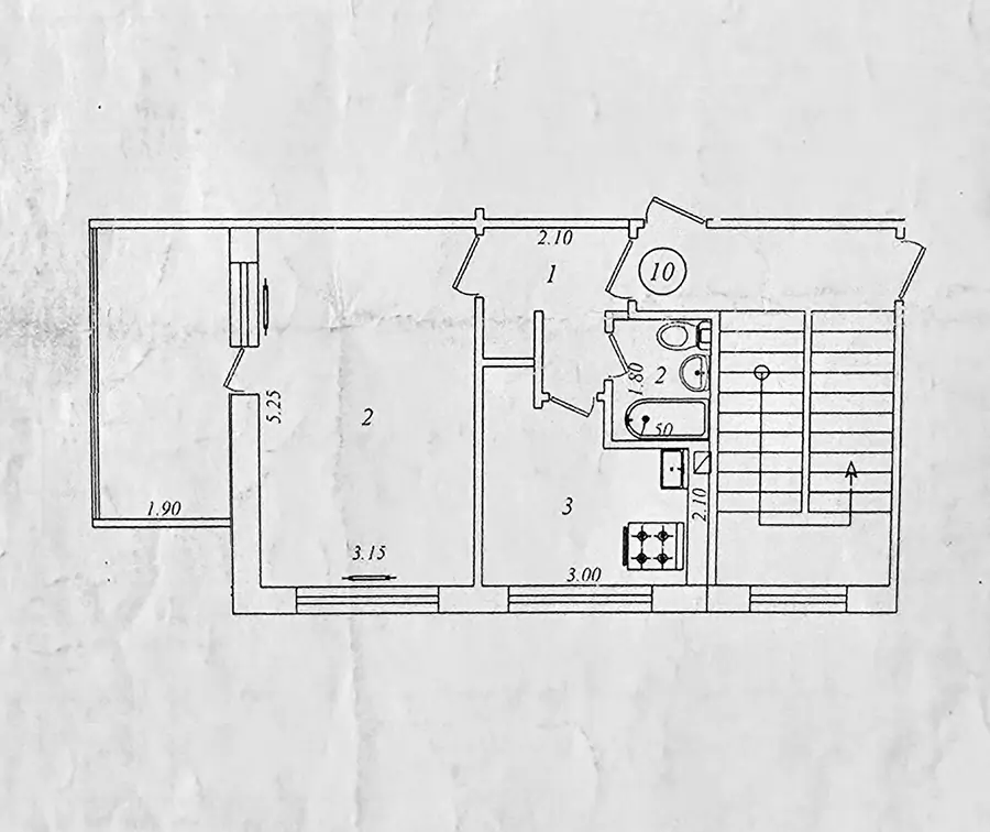 Продается 1-комнатная квартира − 40 м²