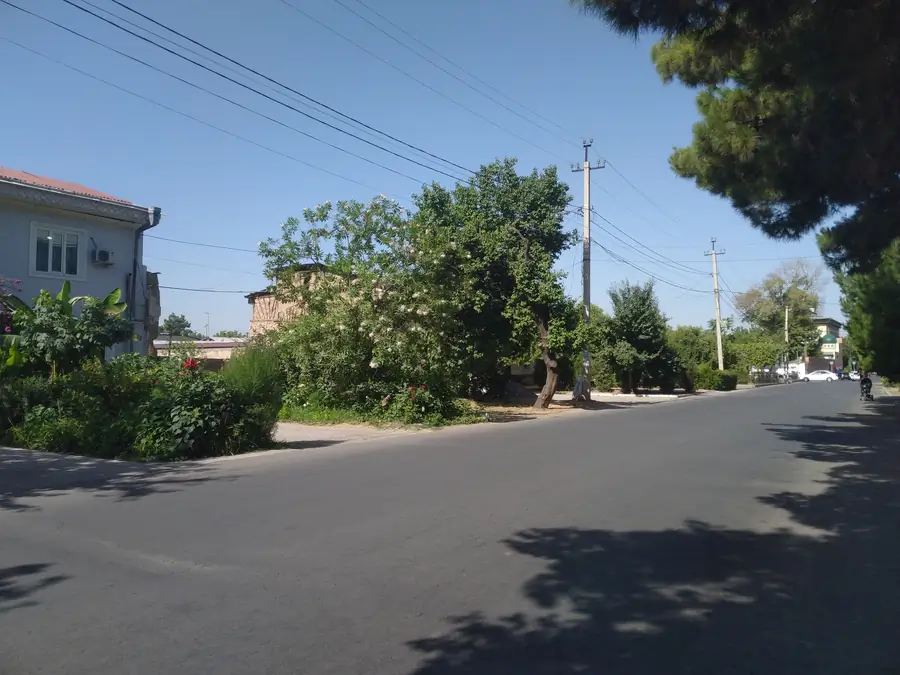1 qavatli uy − 600 m², 6 sot. 
