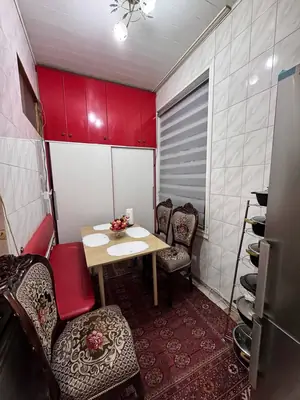 3 xonali kvartira − 70 m², 1/3 qavat