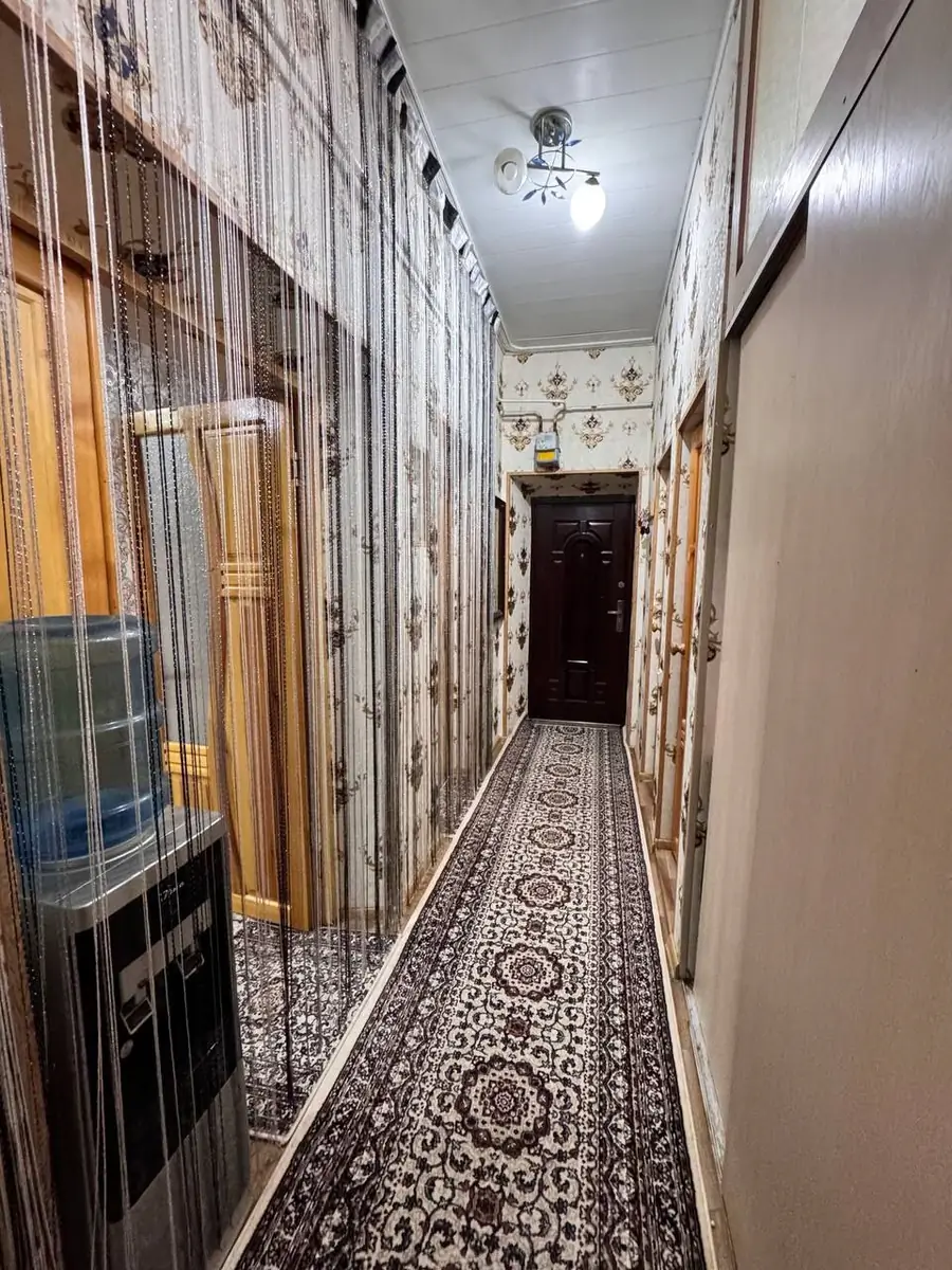 3 xonali kvartira sotiladi − 70 m²