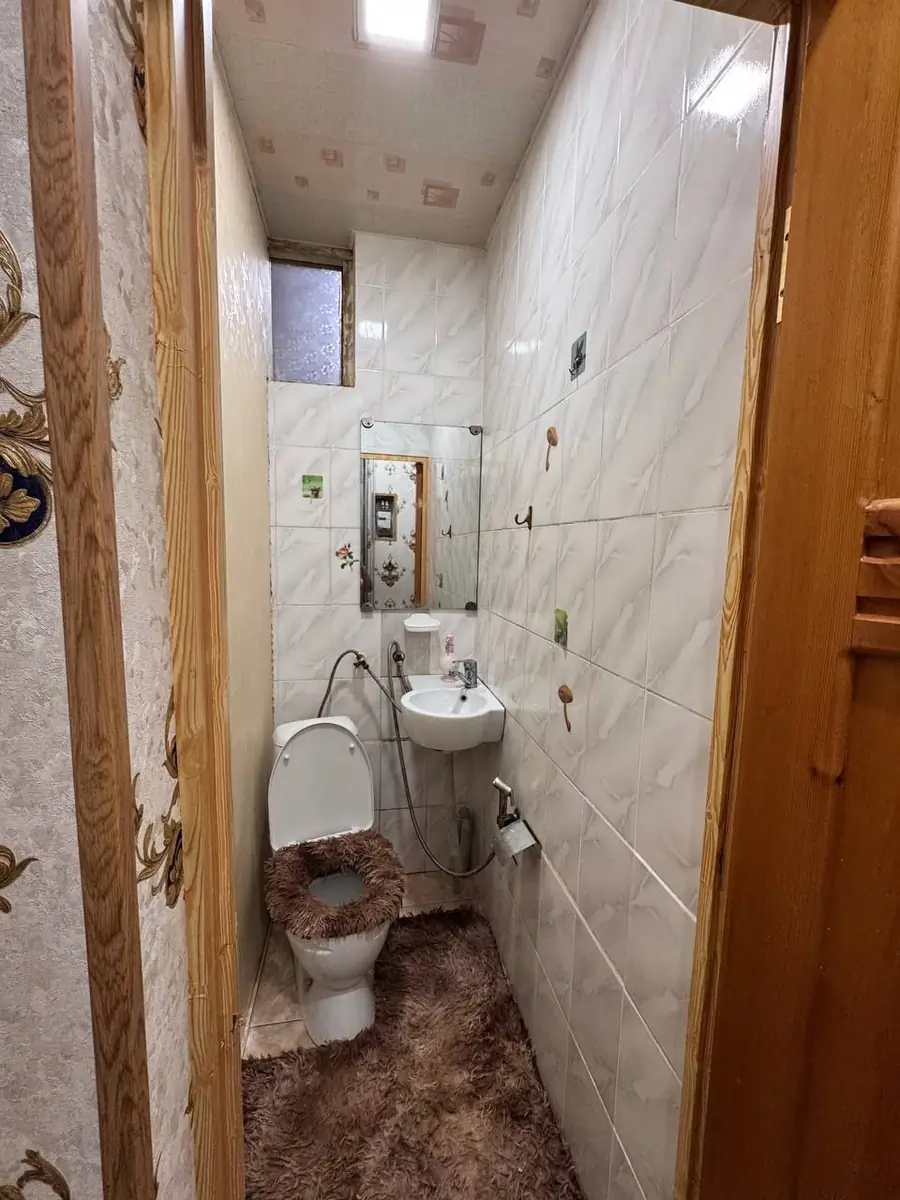 3 xonali kvartira sotiladi − 70 m²