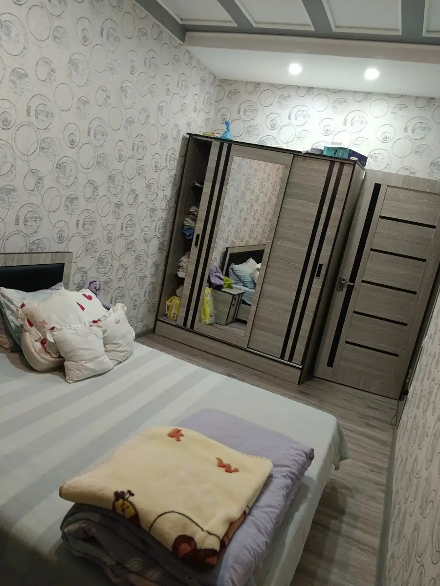 2 xonali kvartira sotiladi − 48 m²