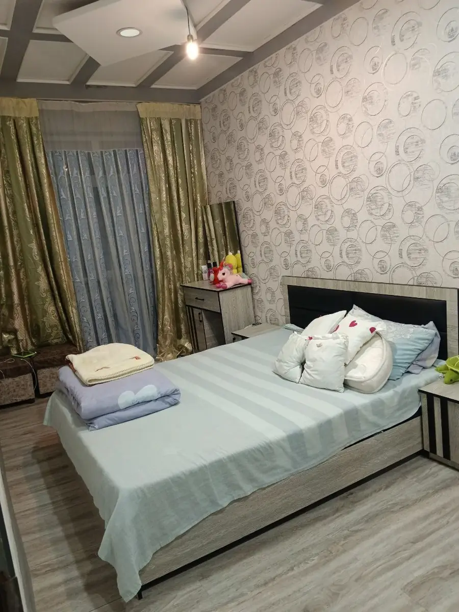 2 xonali kvartira sotiladi − 48 m²