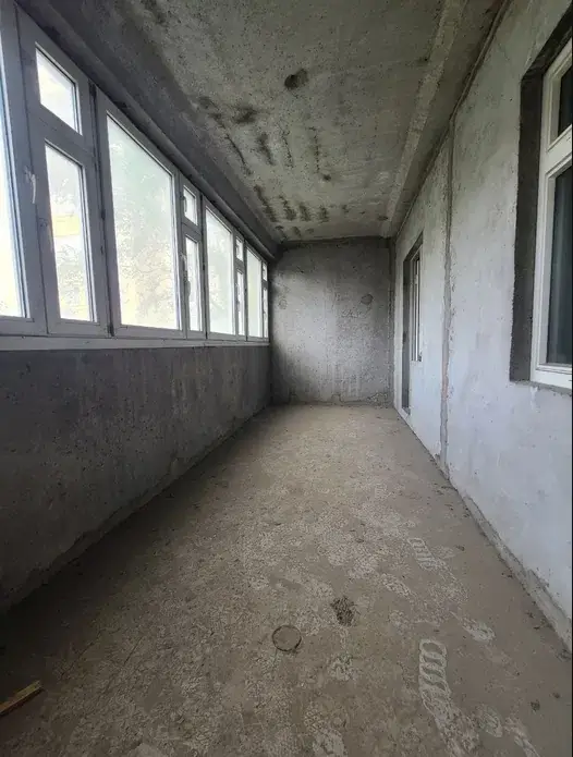 Продается 4-комнатная квартира − 170 м²