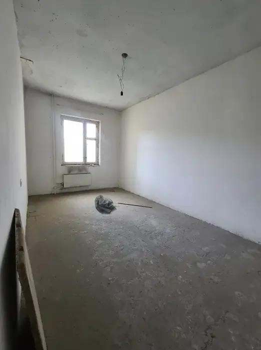 Продается 4-комнатная квартира − 170 м²