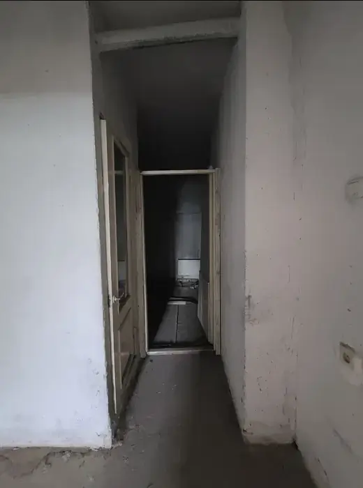 Продается 4-комнатная квартира − 170 м²