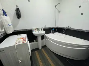 1-комнатная квартира − 40 м², 7/9 этаж