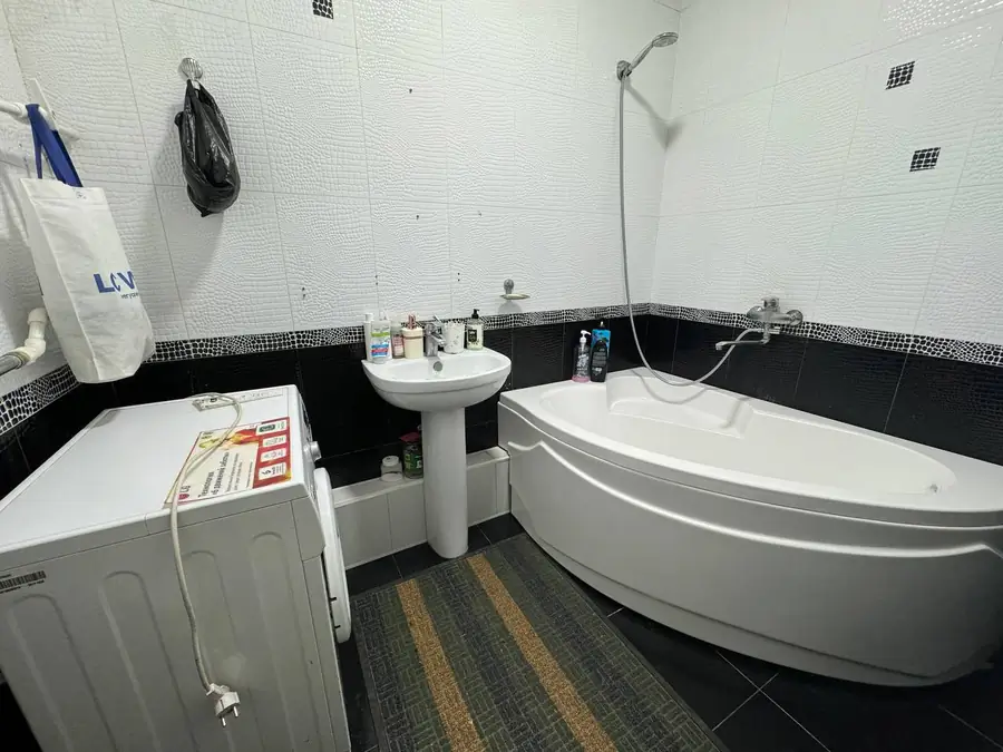 1-комнатная квартира − 40 м², 7/9 этаж