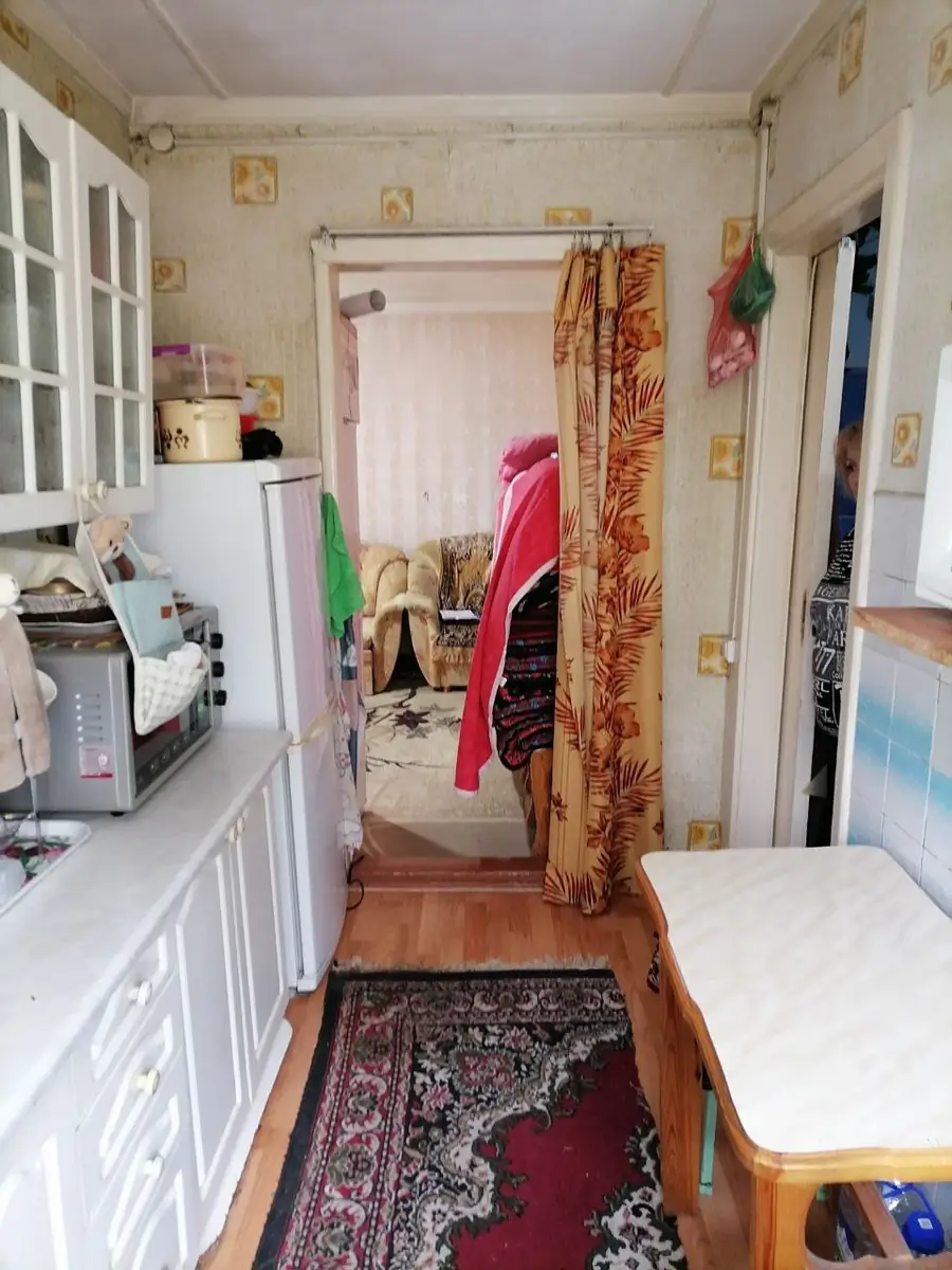 2 xonali kvartira sotiladi − 40 m²