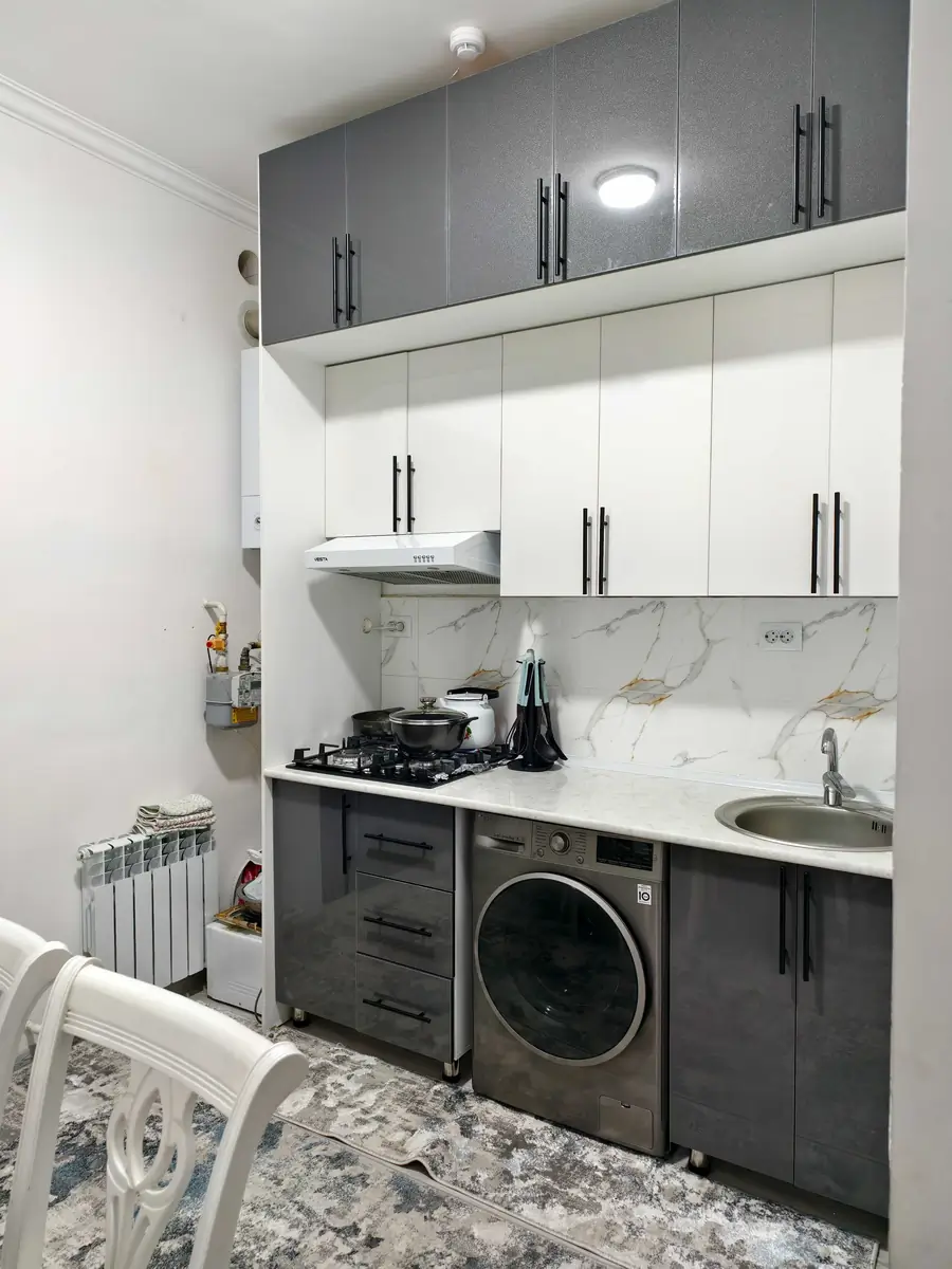 Продается 3-комнатная квартира − 92 м²