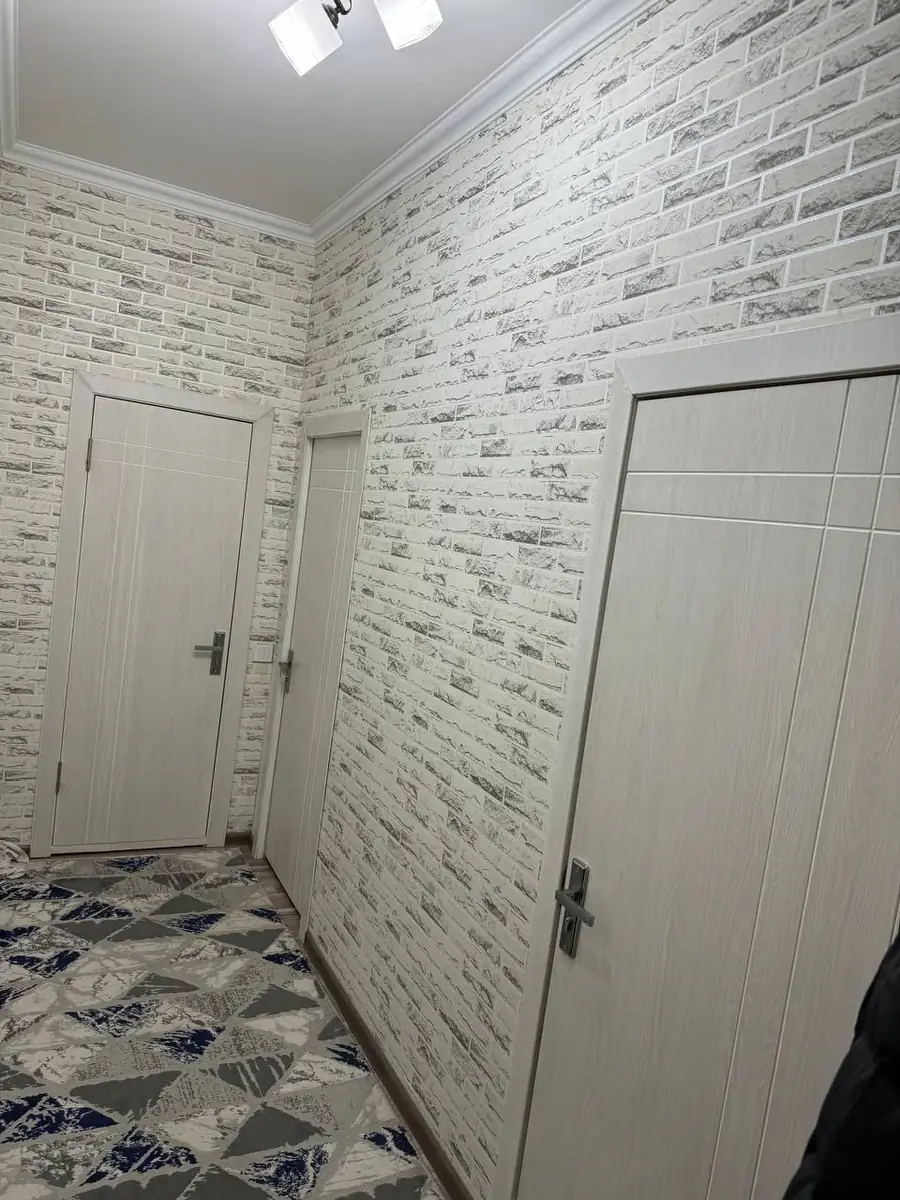 1-комнатная квартира − 30 м², 2/3 этаж