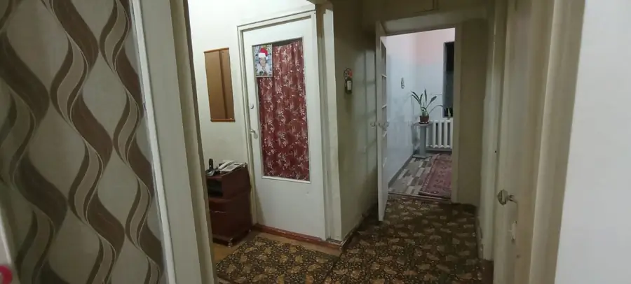 2 xonali kvartira sotiladi − 57 m²