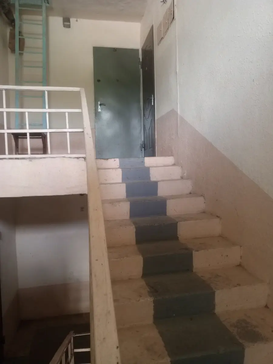 1-комнатная квартира − 42 м², 2/2 этаж