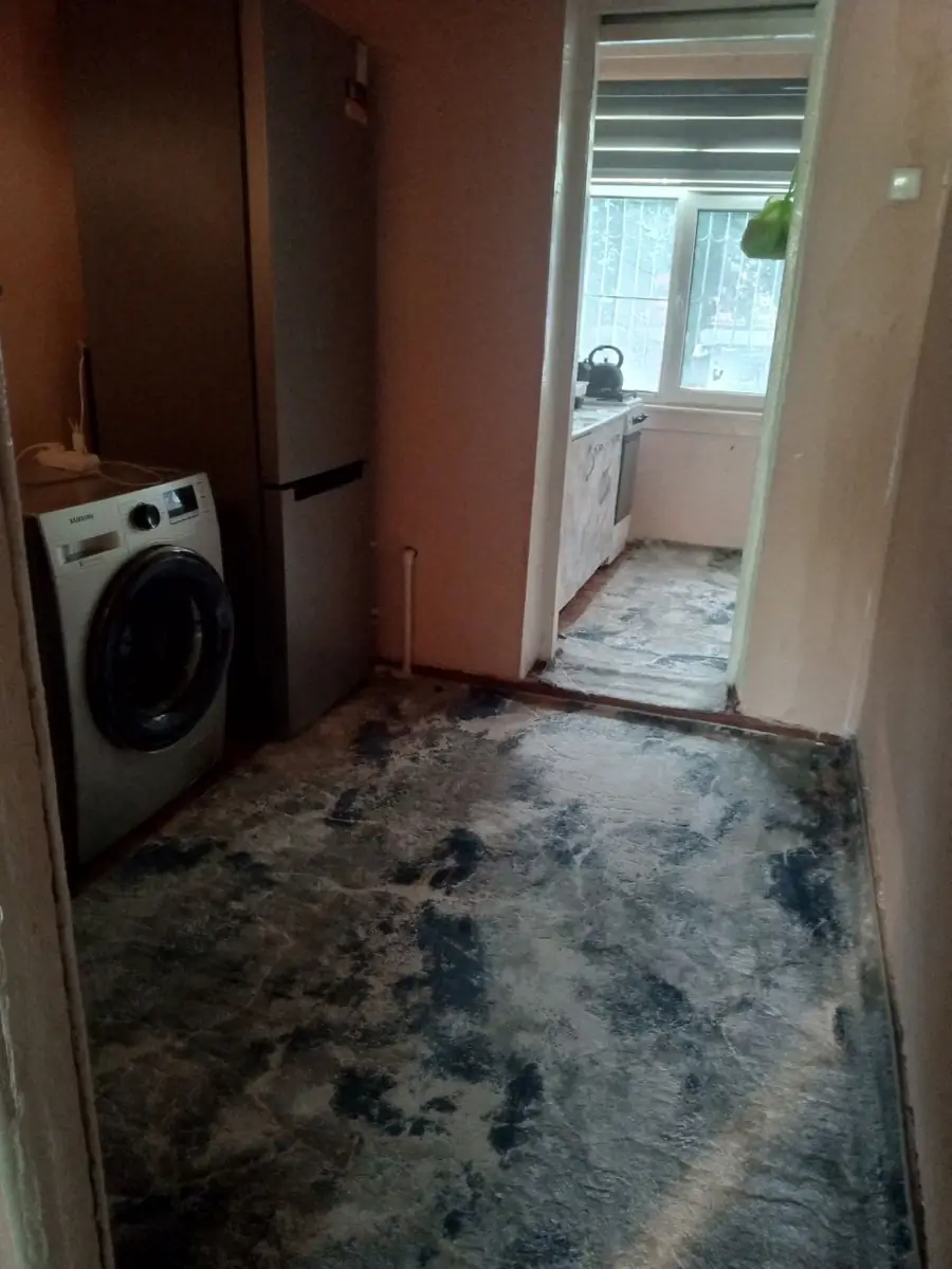 1 xonali kvartira sotiladi − 42 m²