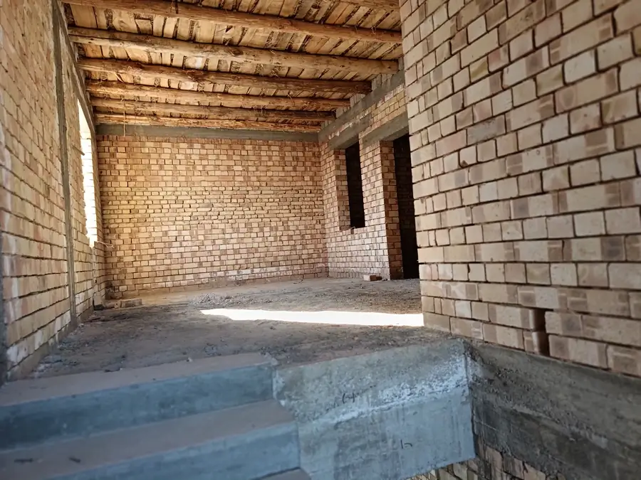 2 qavatli uy sotiladi − 200 m²