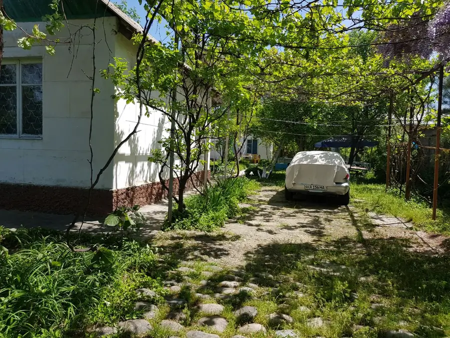 1-этажный дом − 50 м², 6 сот.