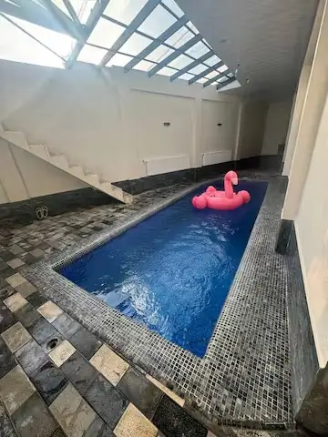 2 qavatli uy − 80 m², 1 sot. 