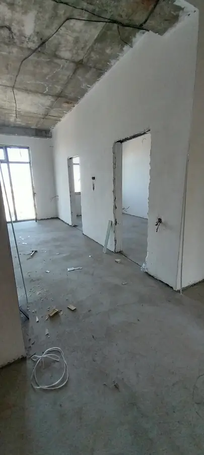 3 xonali kvartira sotiladi − 70 m²