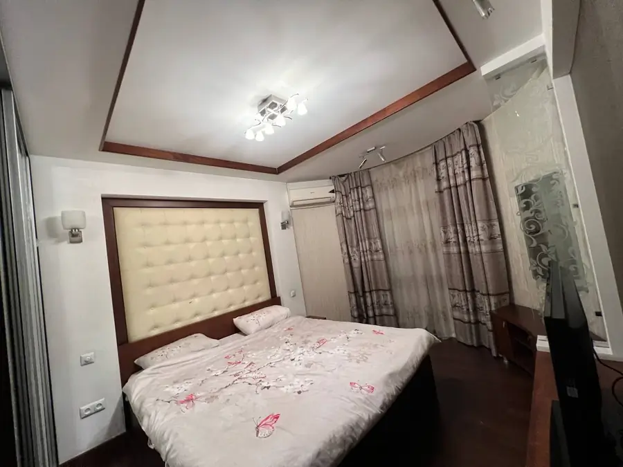 Ijaraga 2 xonali kvartira − 85 m²