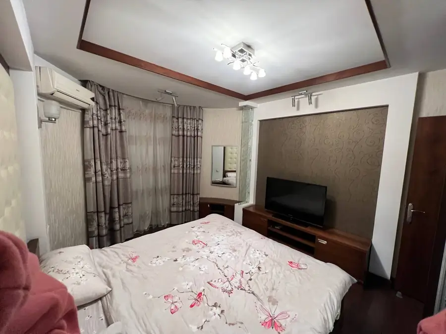 2-комнатная квартира − 85 м², 14/16 этаж