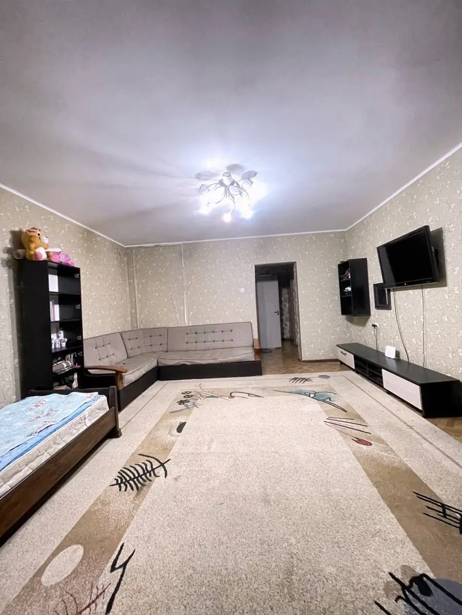 3-комнатная квартира − 1234 м², 7/9 этаж