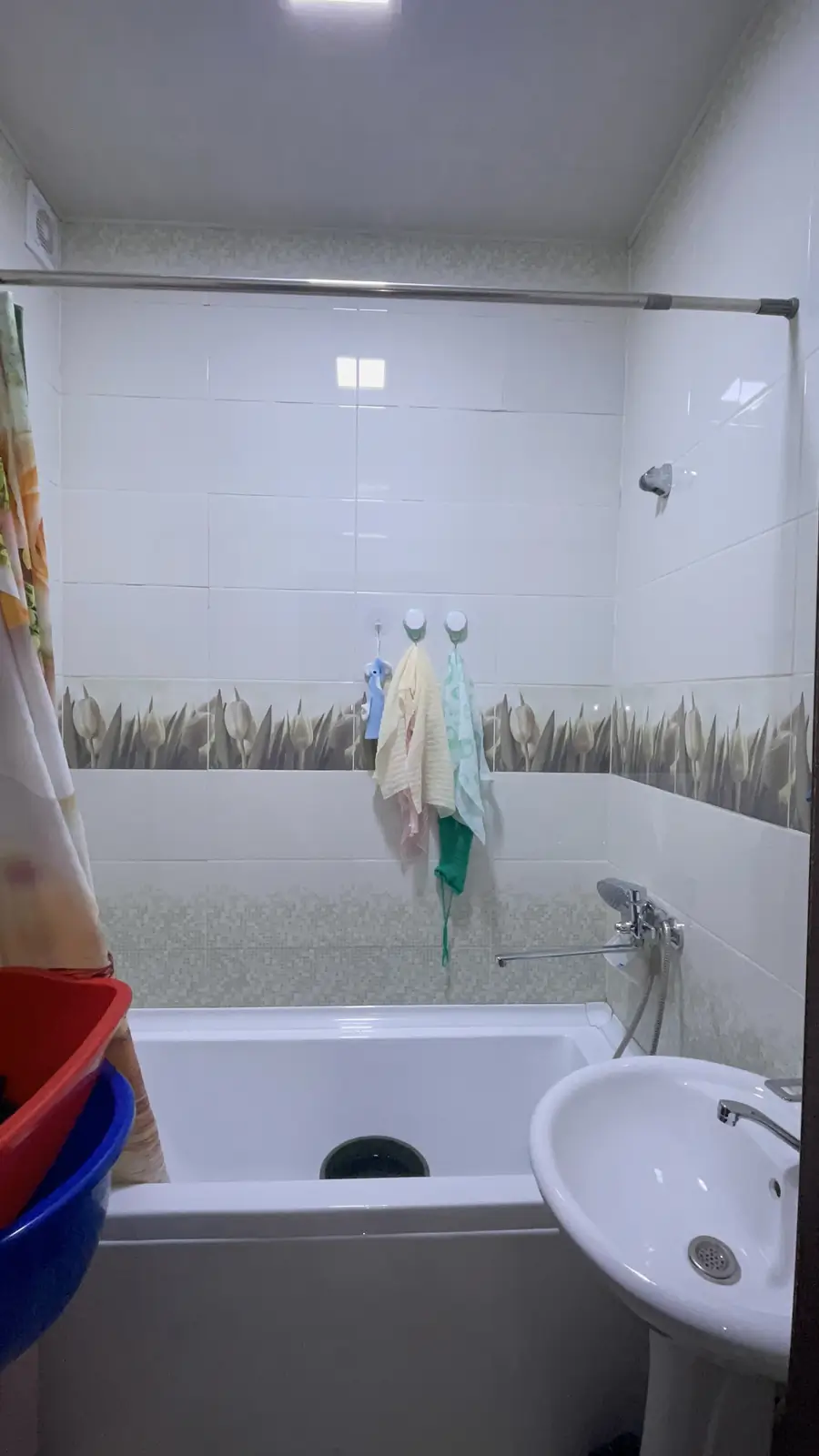 4-комнатная квартира − 80 м², 4/4 этаж