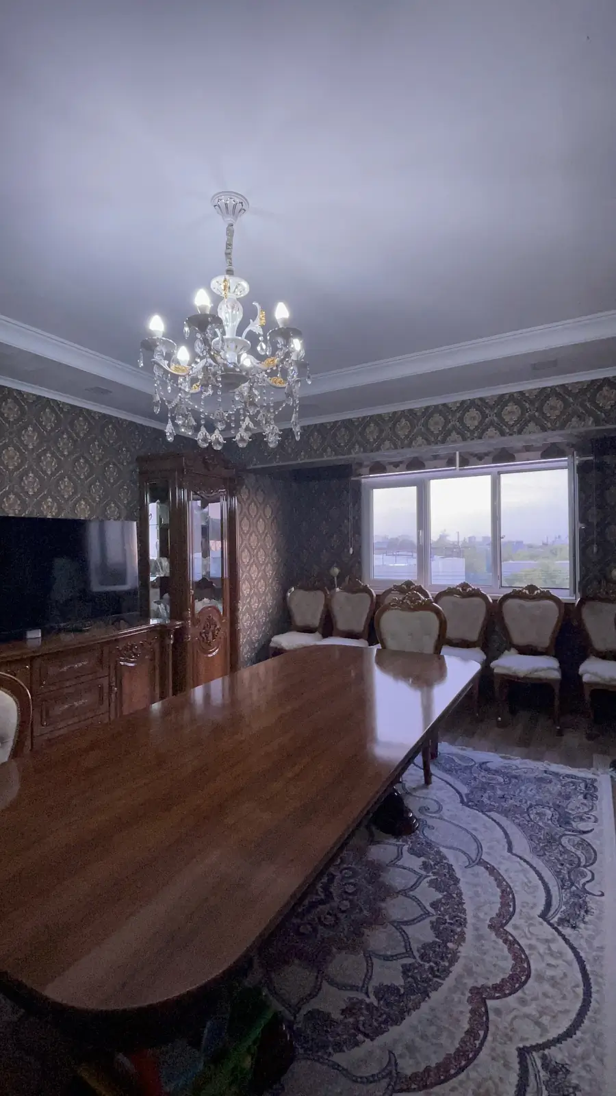 Продается 4-комнатная квартира − 80 м²