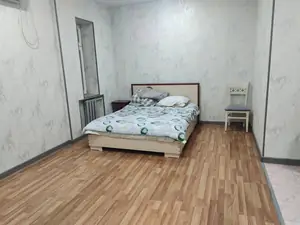1-комнатная квартира − 42 м², 3/4 этаж