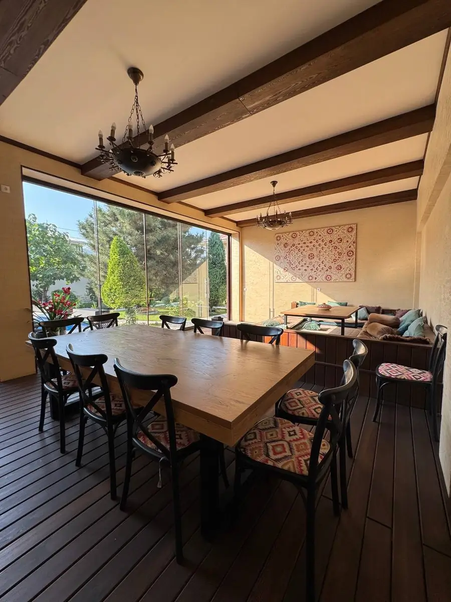 2 qavatli uy sotiladi − 500 m²