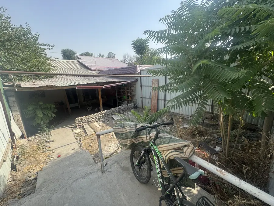1 qavatli uy − 70 m², 1 sot. 