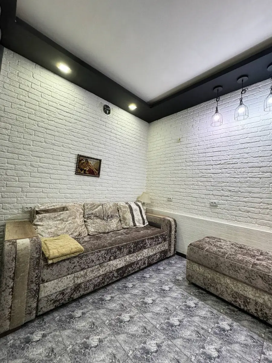 1-комнатная квартира − 35 м², 3/4 этаж