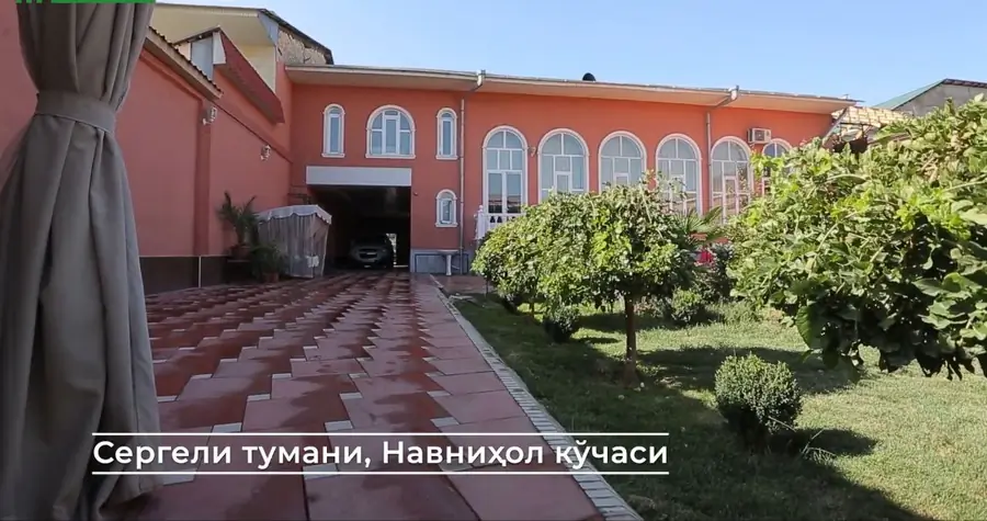 1 qavatli uy − 350 m², 1 sot. 