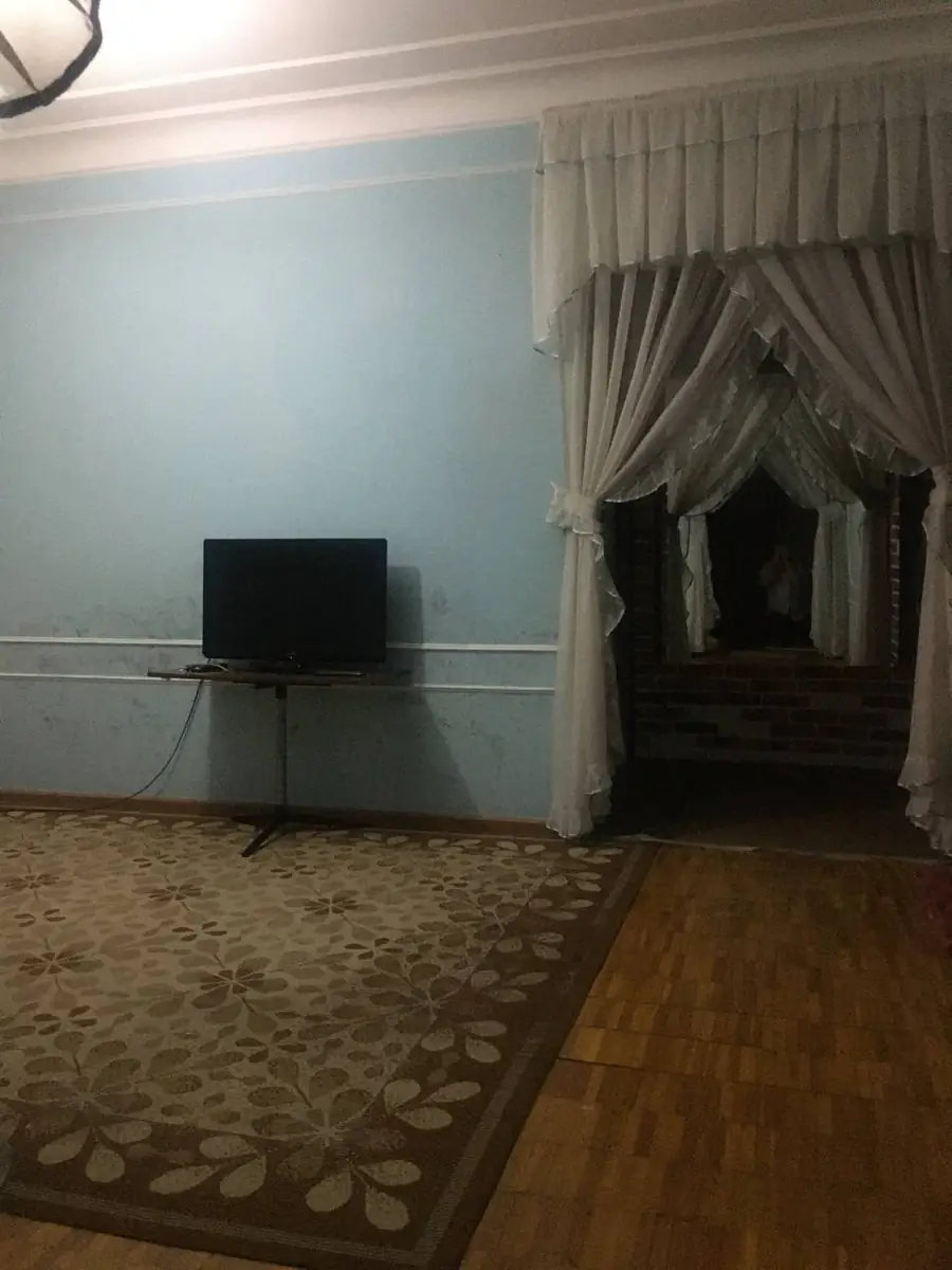 Продается 4-комнатная квартира − 84.3 м²