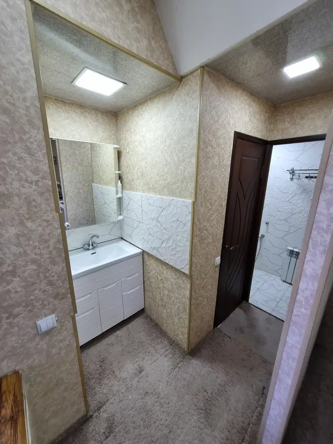 2 qavatli uy sotiladi − 200 m²