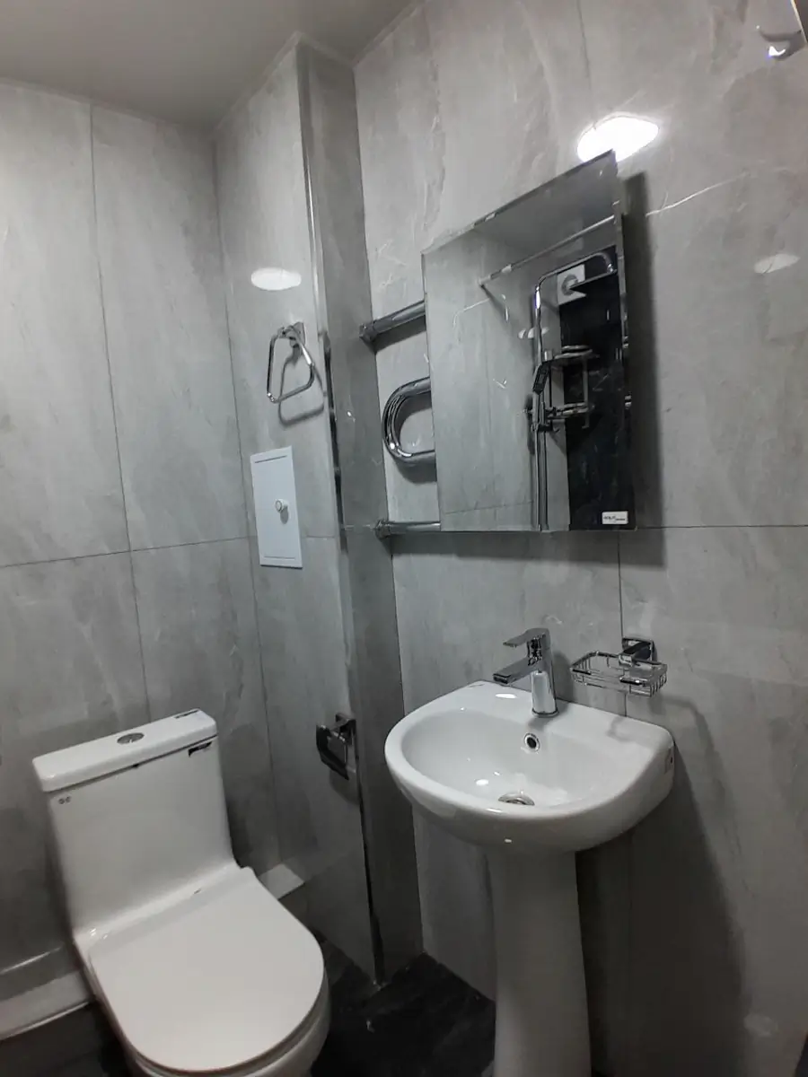 1 xonali kvartira sotiladi − 41 m²