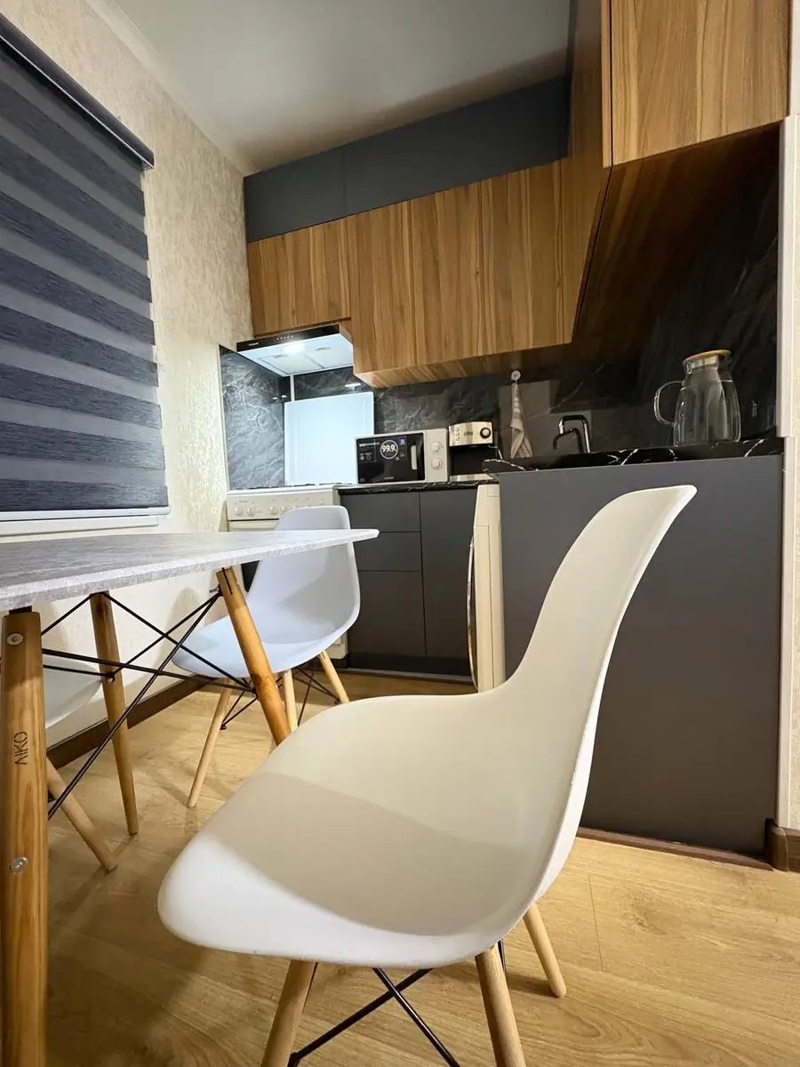 1-комнатная квартира − 41 м², 2/4 этаж