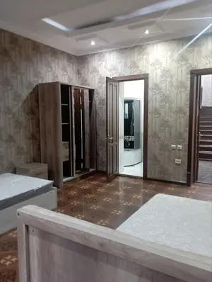 Ijaraga ofis − 1200 m²