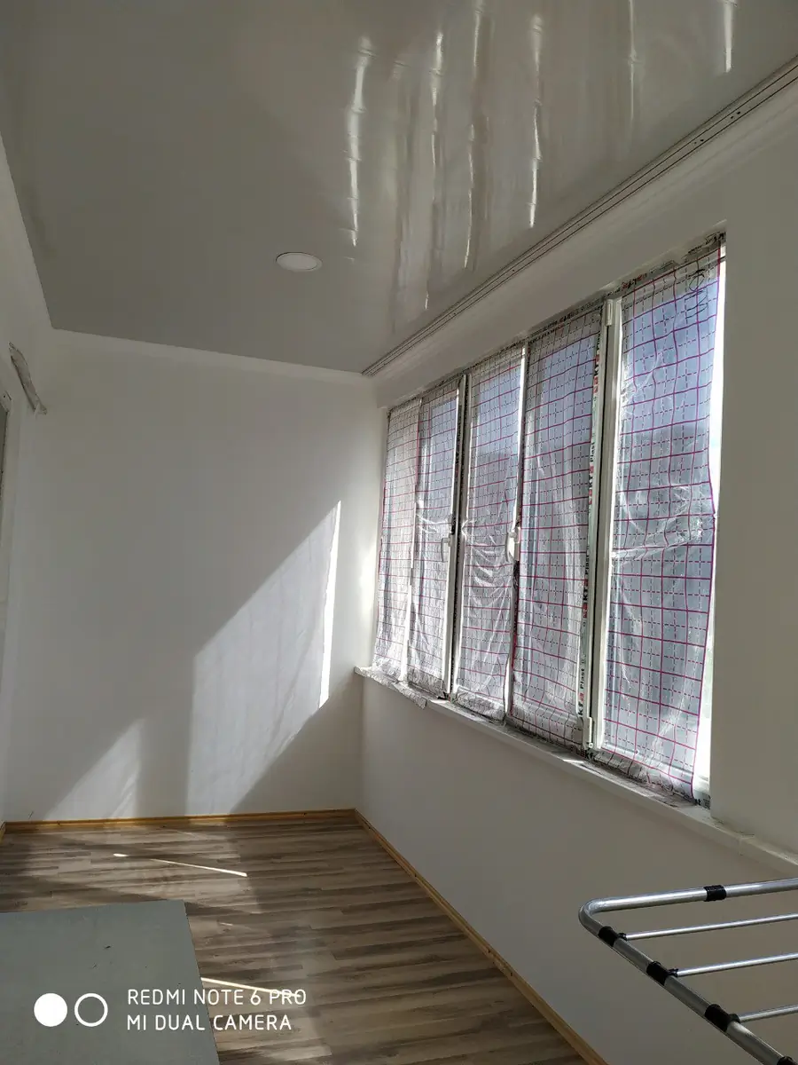 Более 5 xonali kvartira sotiladi − 110 m²