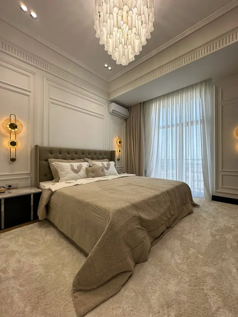 Продается 4-комнатная квартира − 150 м²