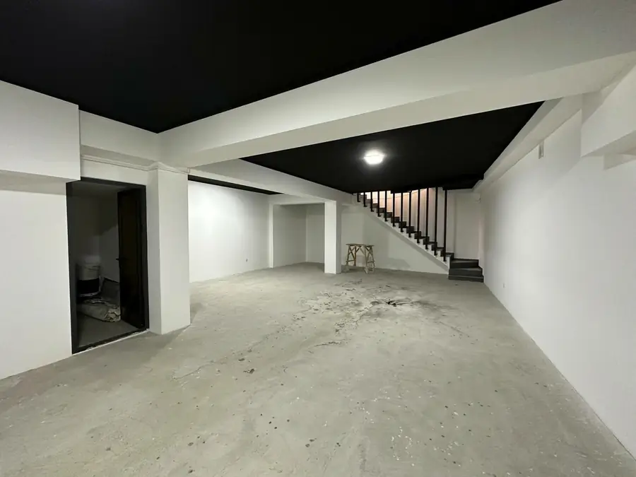 Сдается офис − 350 м²