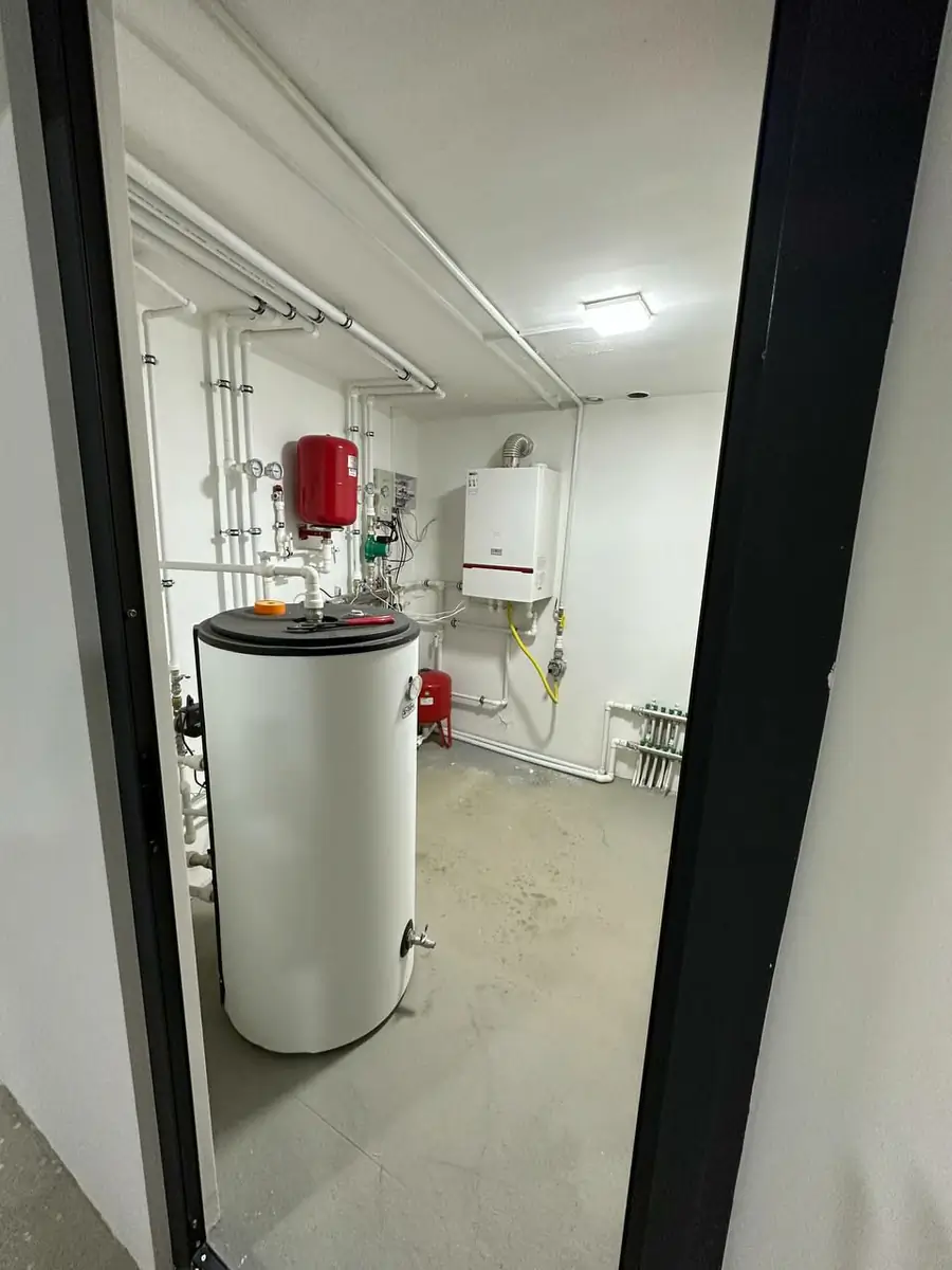 Сдается офис − 350 м²