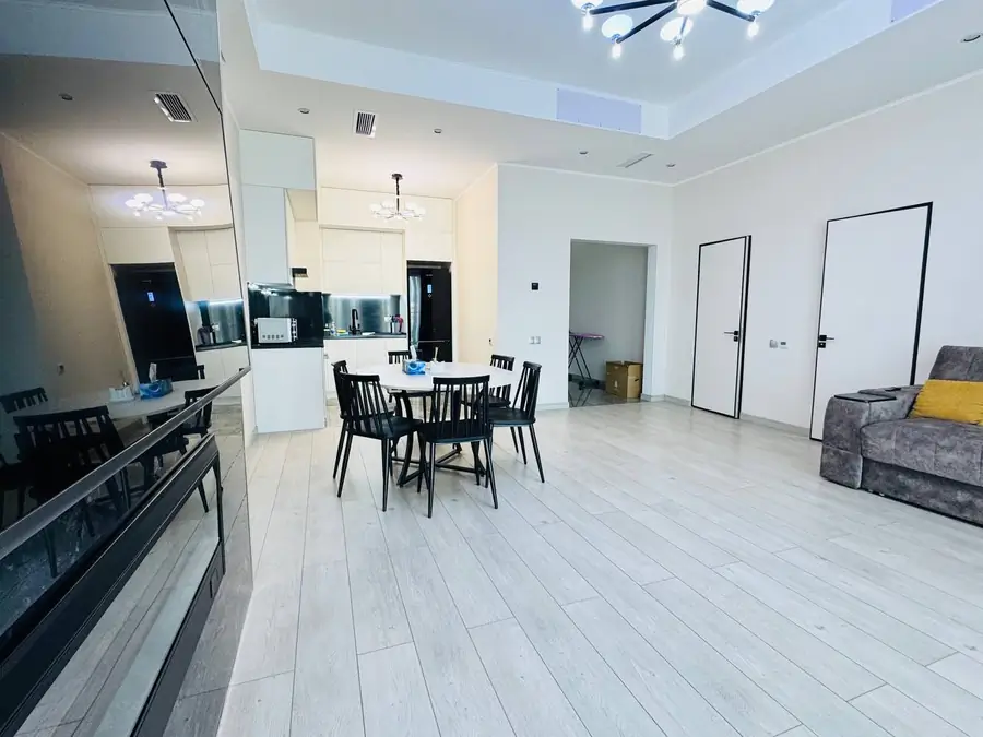 2 xonali kvartira − 70 m², 7/10 qavat