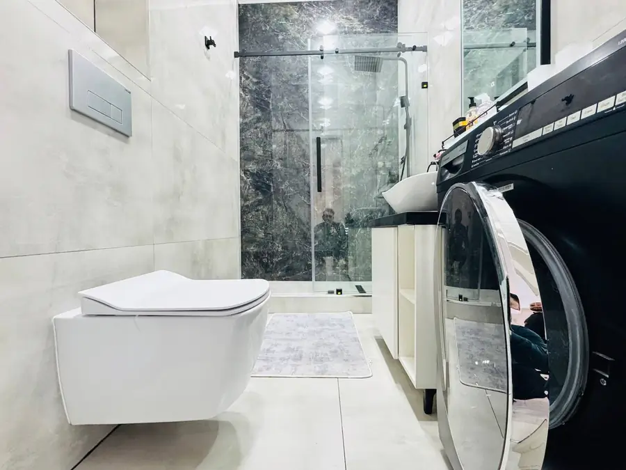 Продается 2-комнатная квартира − 70 м²