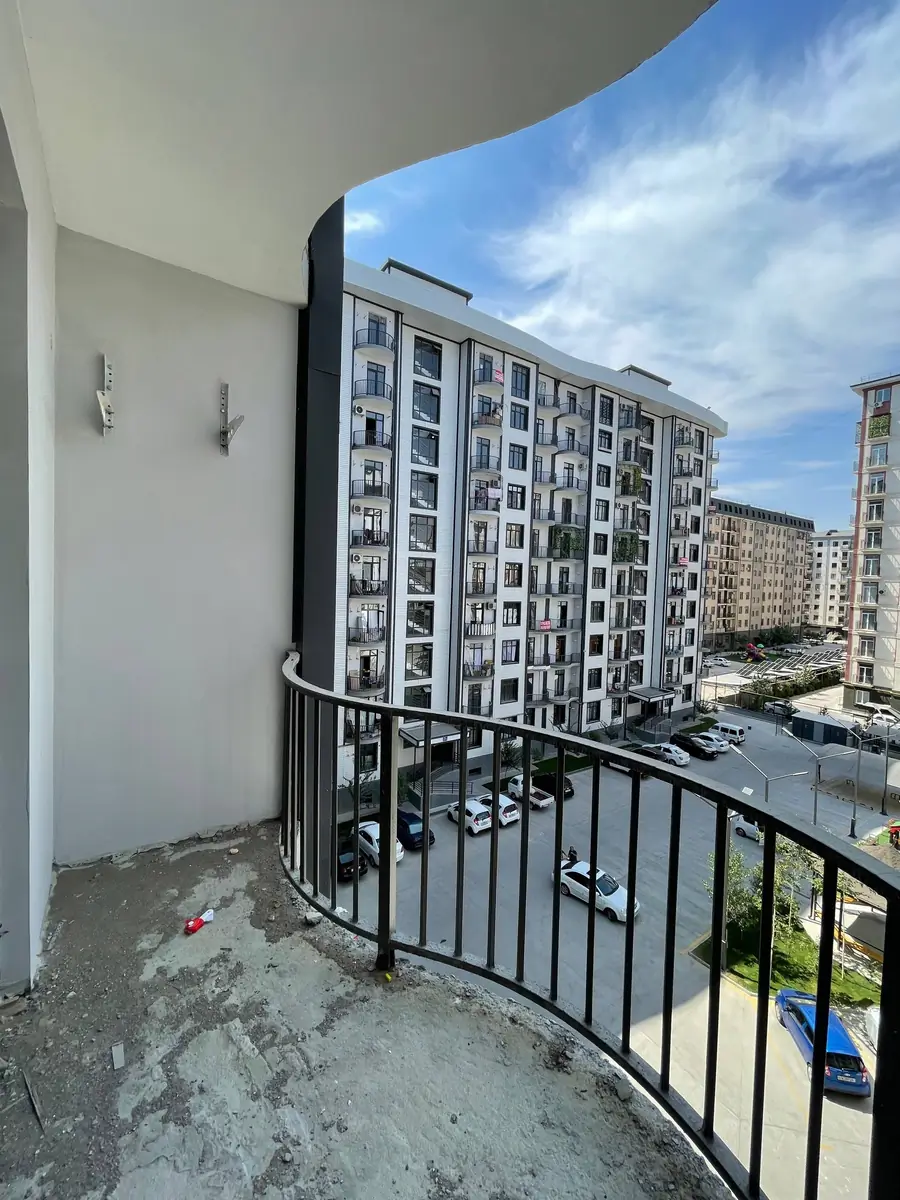 Продается 2-комнатная квартира − 63.8 м²